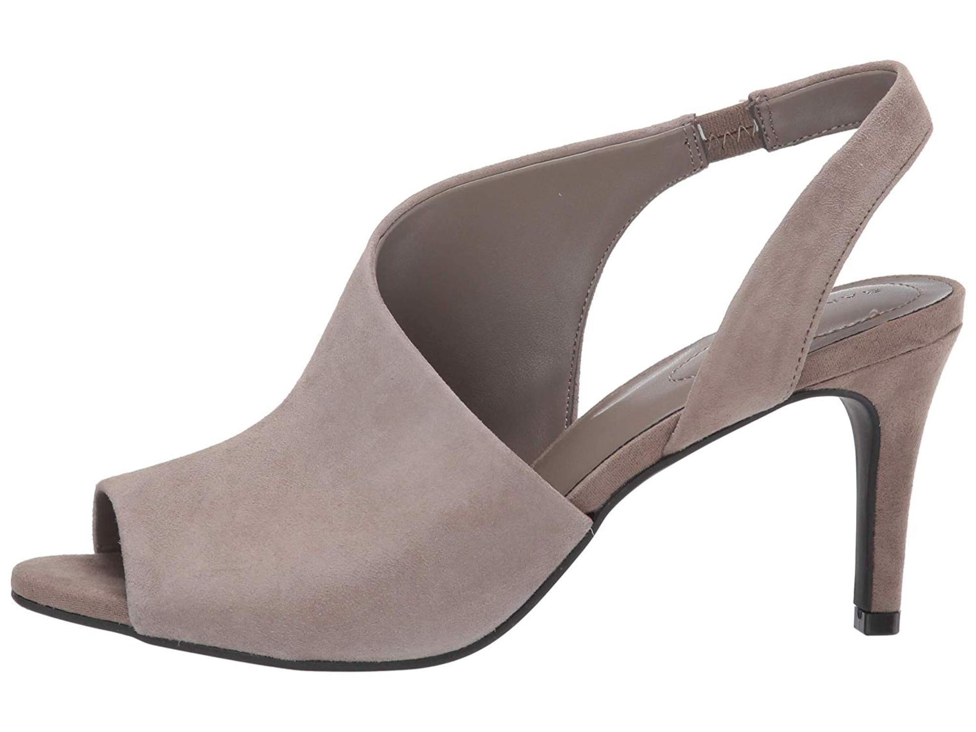 bandolino low heel pumps