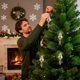 thumbnail image 1 of Caja de regalo de 3 bolas navideñas | Adornos colgantes creativos para árbol de Navidad con pintura a color | Adornos colgantes de bolas navideñas de plástico para fiestas, 1 of 6