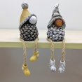 thumbnail image 3 of Adornos navideños de gnomos: bonitos adornos de resina para la decoración navideña, color marrón, 3 of 5