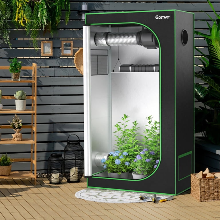 camper with tent 7' Torsion TreeHaus | LittleGiant Trailer Breit Smothering Rhizomatous Grass with or snow Color:Offroad Tread