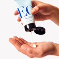 thumbnail image 2 of Crema de manos EO Hidratante sin perfume para piel seca 75 ml (x2), 2 of 6