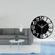 thumbnail image 2 of Reloj con escultura de mano creativa, silencioso, decorativo, estatua de para apartamento, dormitorio, restaurante, hotel, oficina, hogar, baño., 2 of 8
