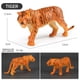 thumbnail image 1 of Set de decoración con 12 modelos de animales salvajes de juguete, estilo educativo, ideal para dormitorios, con base de madera y metal, diseño plegable y portátil, para niños pequeños, 2, 1 of 9
