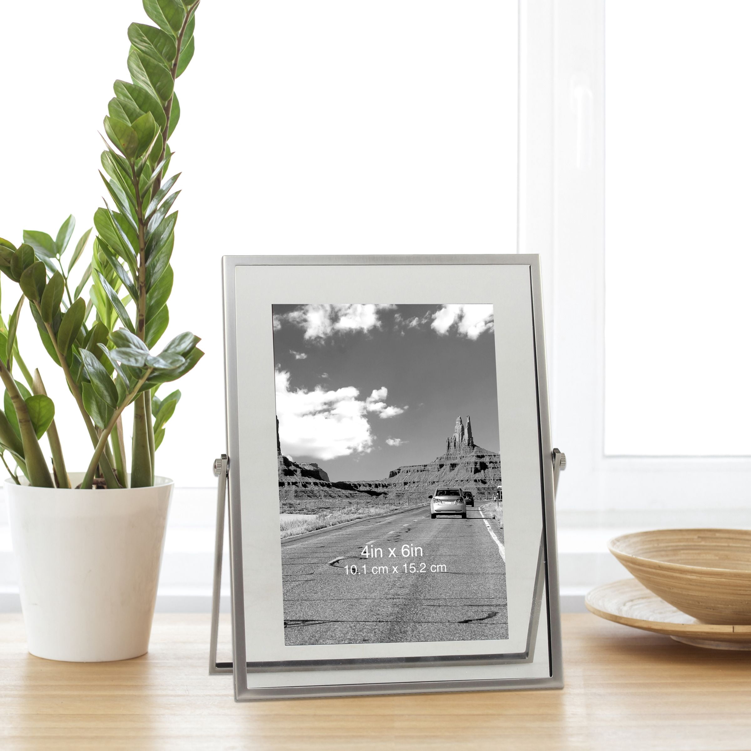 Better Homes & Gardens 4" x 6" Rectangle Metal Tabletop Floating Picture Frame, Gray
