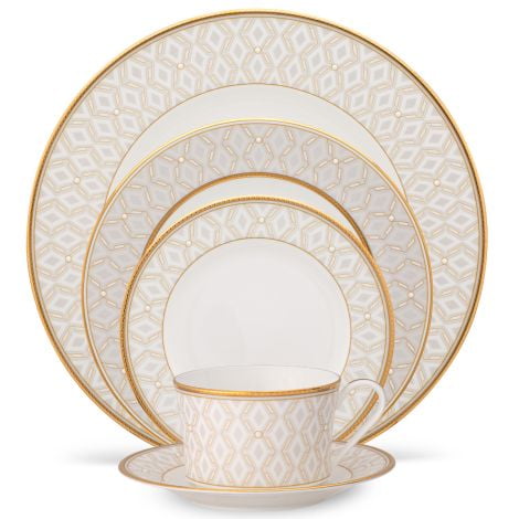 Noritake Noble Pearl 20Pc China Set