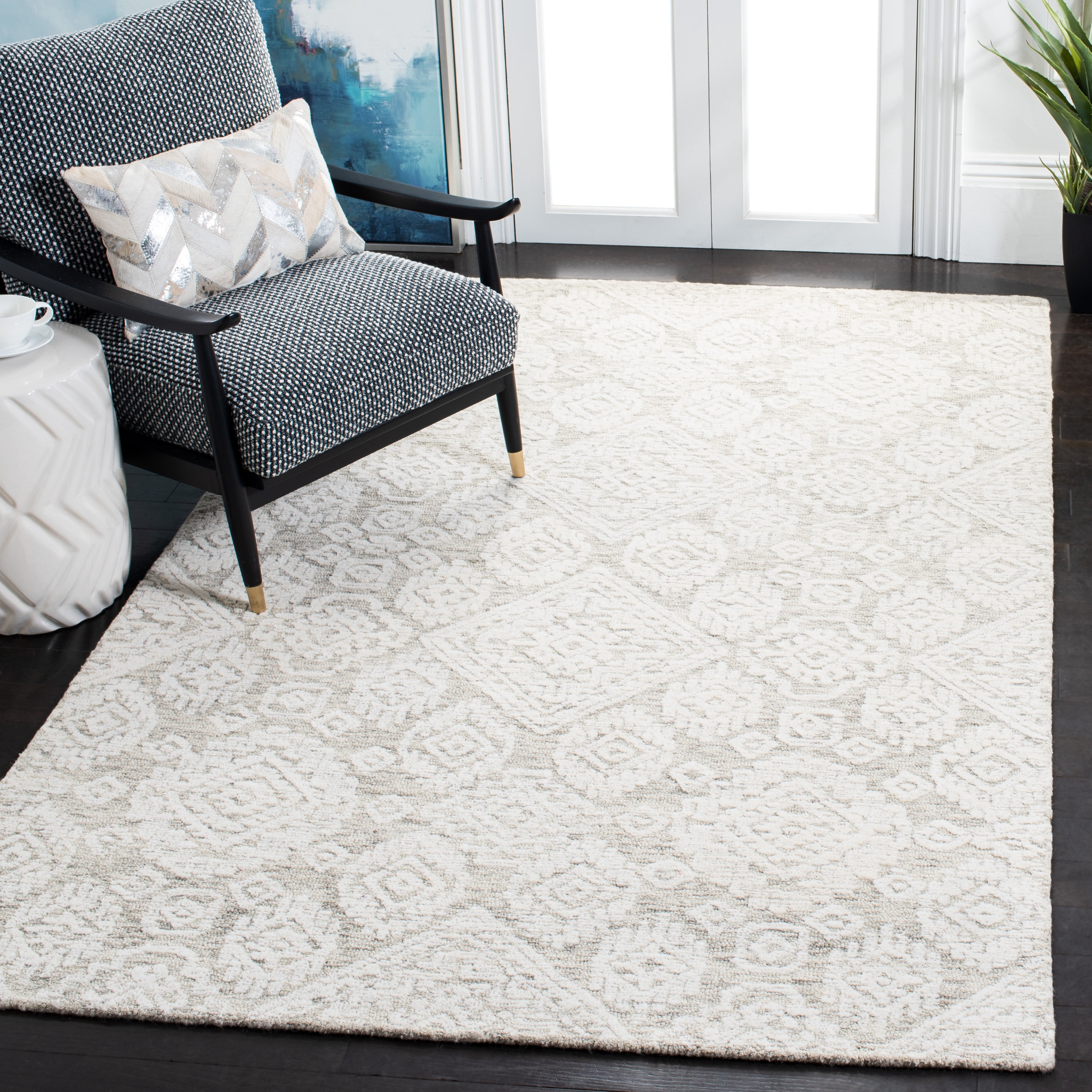 SAFAVIEH Metro Riley Medallion Area Rug, Light Brown/Ivory, 4' x 6'