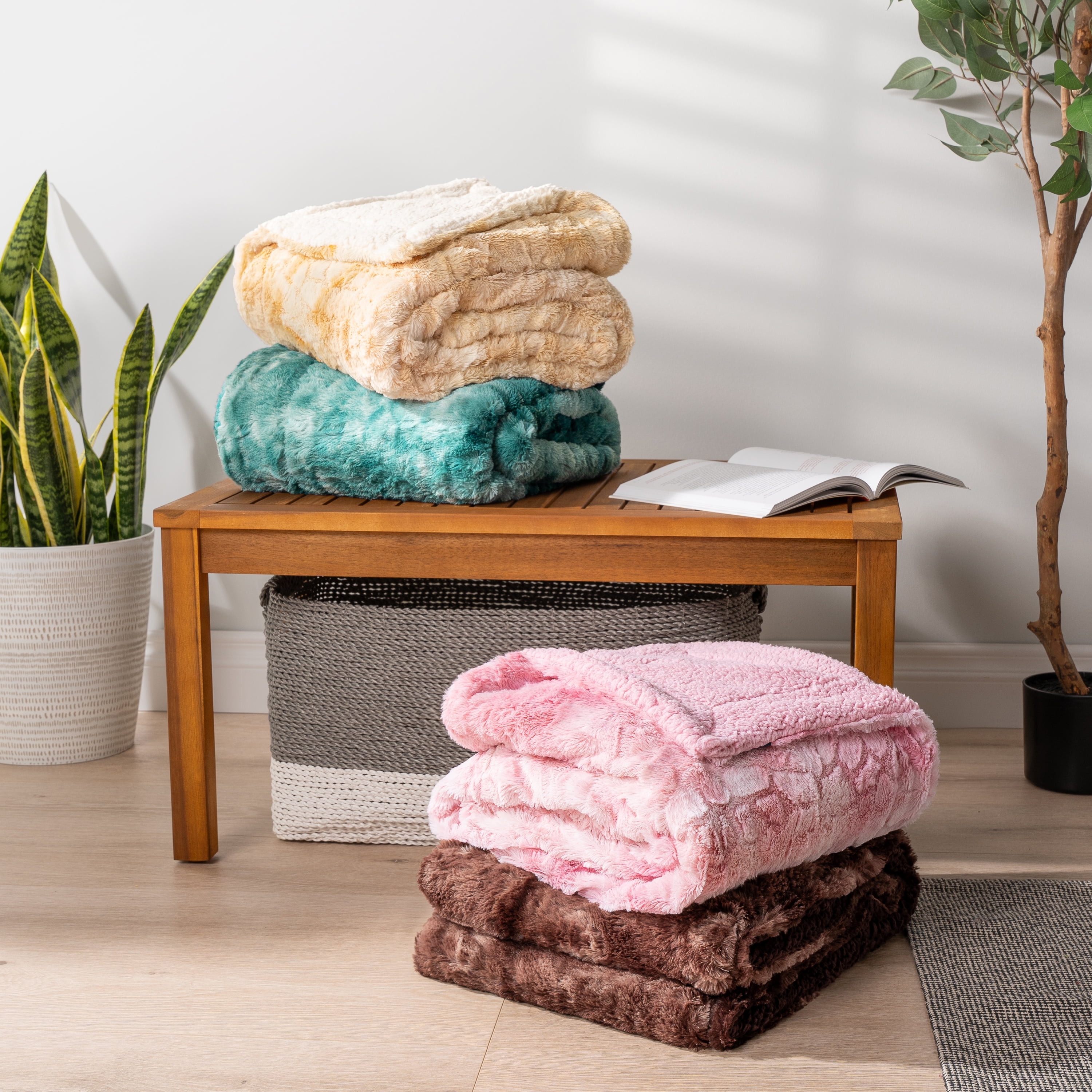 PAVILIA Faux Fur Throw Blanket Tie-Dye Brown, Soft Fuzzy Warm Sherpa Blankets & Throws for Bed, Fluffy Plush Thick Fleece Throw Blanket for Couch Sofa, Reversible Furry Shaggy Blanket, Brown 50x60