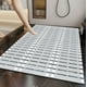 thumbnail image 1 of Alfombrilla de baño antideslizante con ventosas | Absorbe el agua y es fácil de limpiar | Alfombra de baño antideslizante para mayor seguridad en la bañera, la ducha y el suelo, 1 of 6
