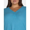 thumbnail image 4 of Terra & Sky Women’s Plus Waffle V Neck Henley Top, Sizes 0X-5X, 4 of 5