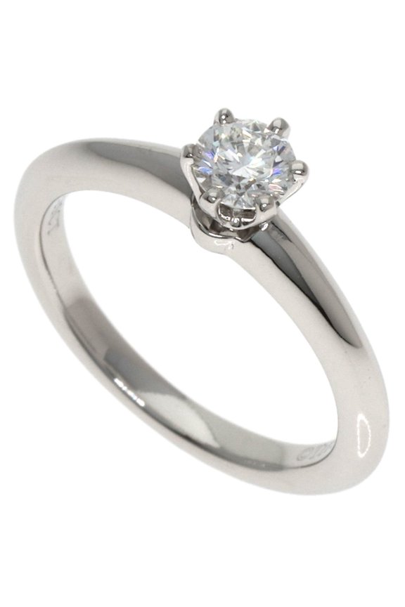 Pre-Owned Tiffany & Co. Solitaire Diamond Ring in Platinum PT950 for Women.