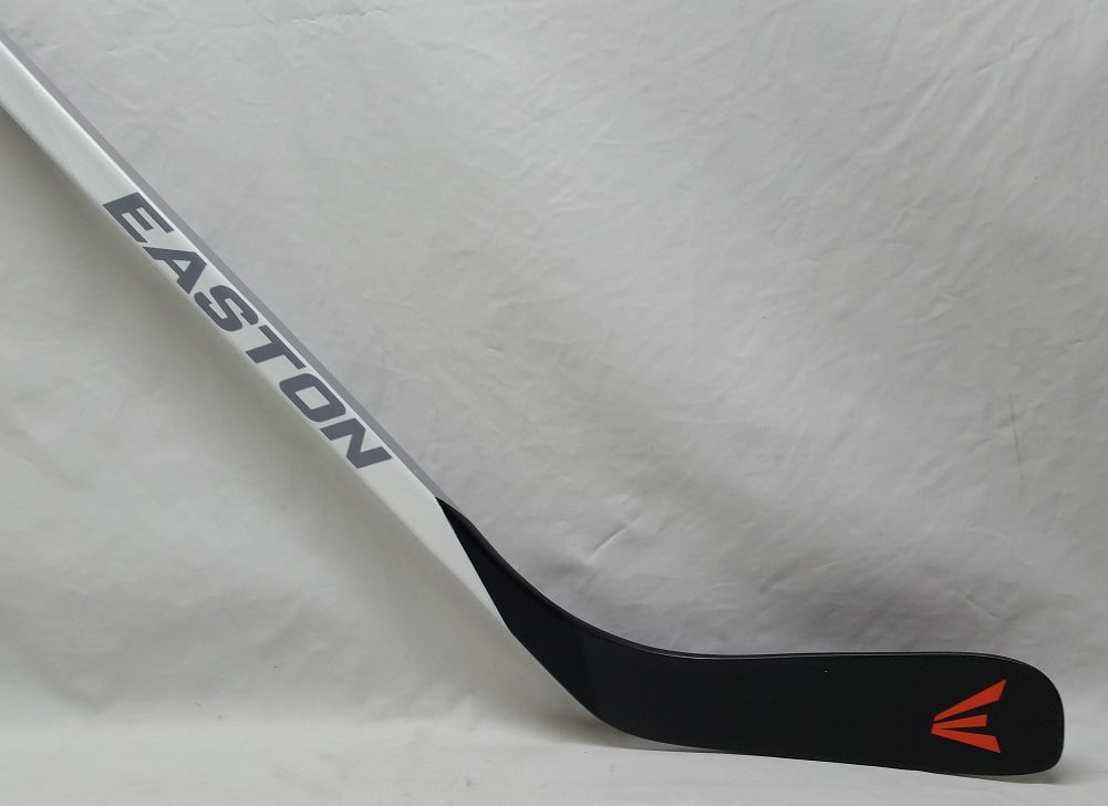 hockey stick with slot in blade
