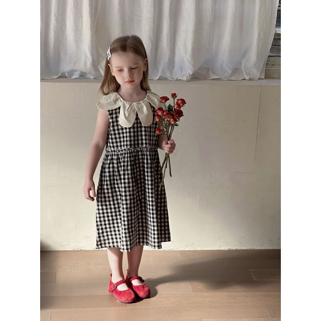 2025 vestidos de princesa sin mangas para niñas de verano 2-7 años estilo coreano dulce vestido a cuadros con cuello de pétalo para niños ropa para niños