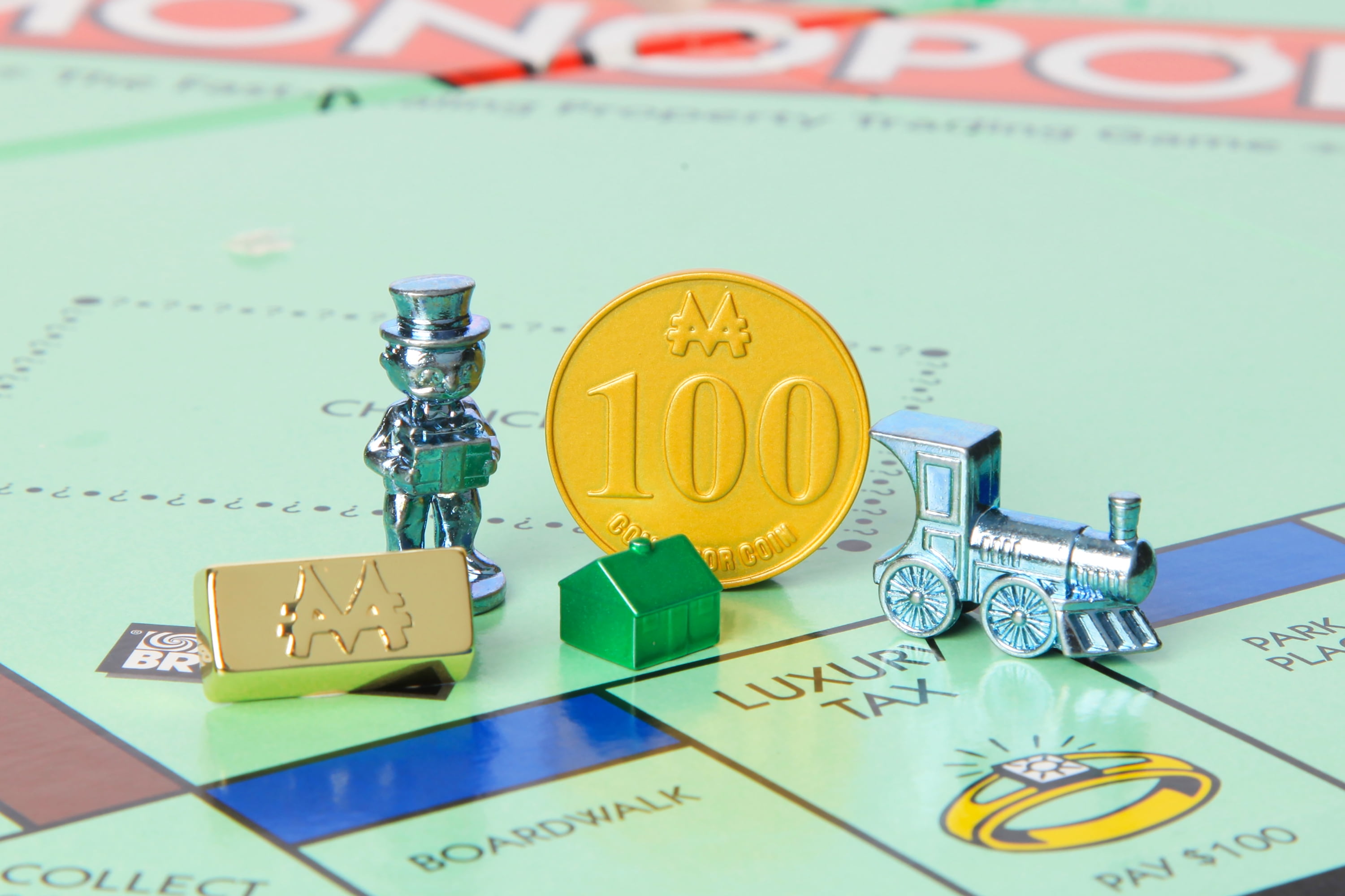 Monopoly Surprise Exclusive Collectible Tokens Series 1 Gold Bar Token 