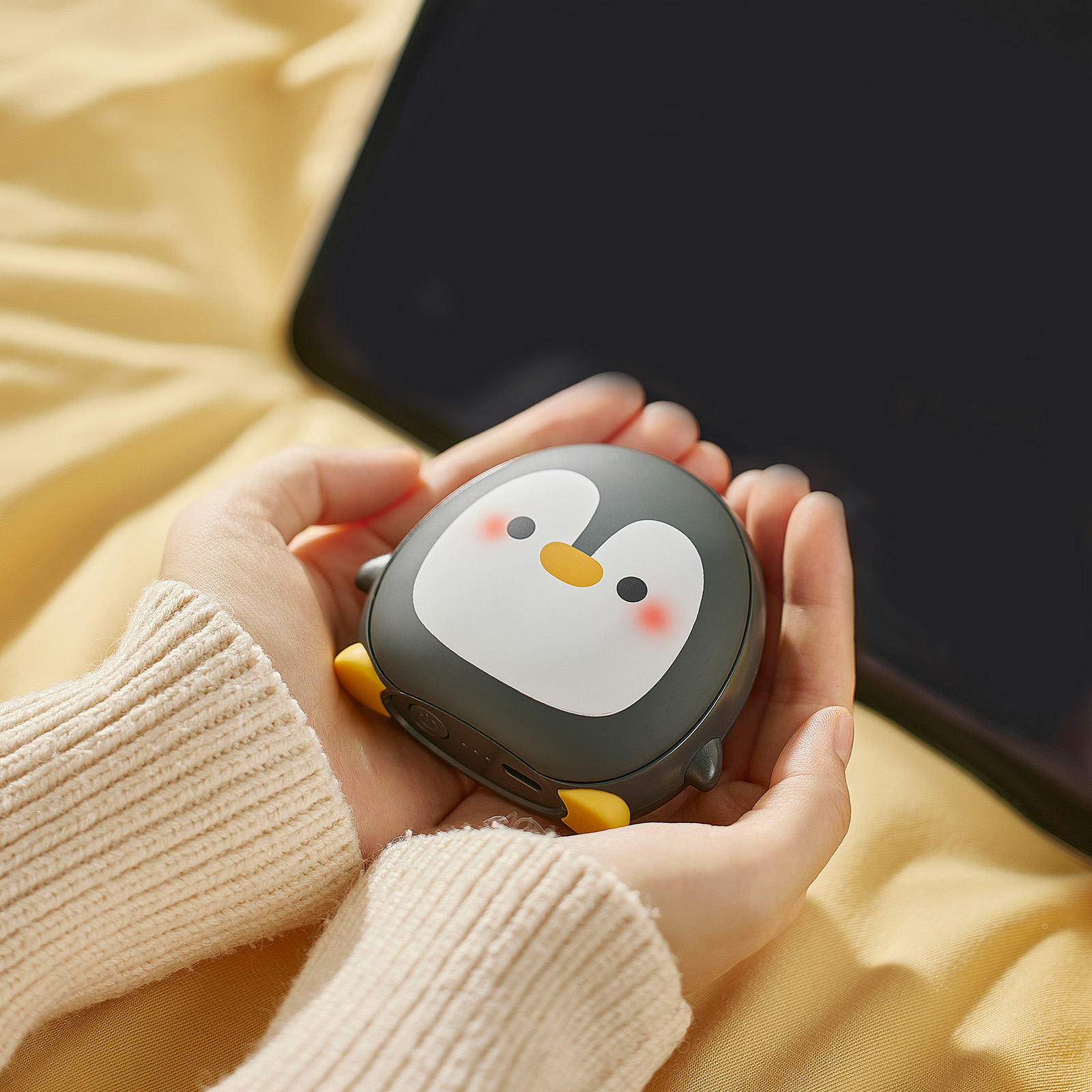 Detachable Hand Warmers 3 Heat Levels Ergonomic Design For Winter Travel Multiple Heat Option