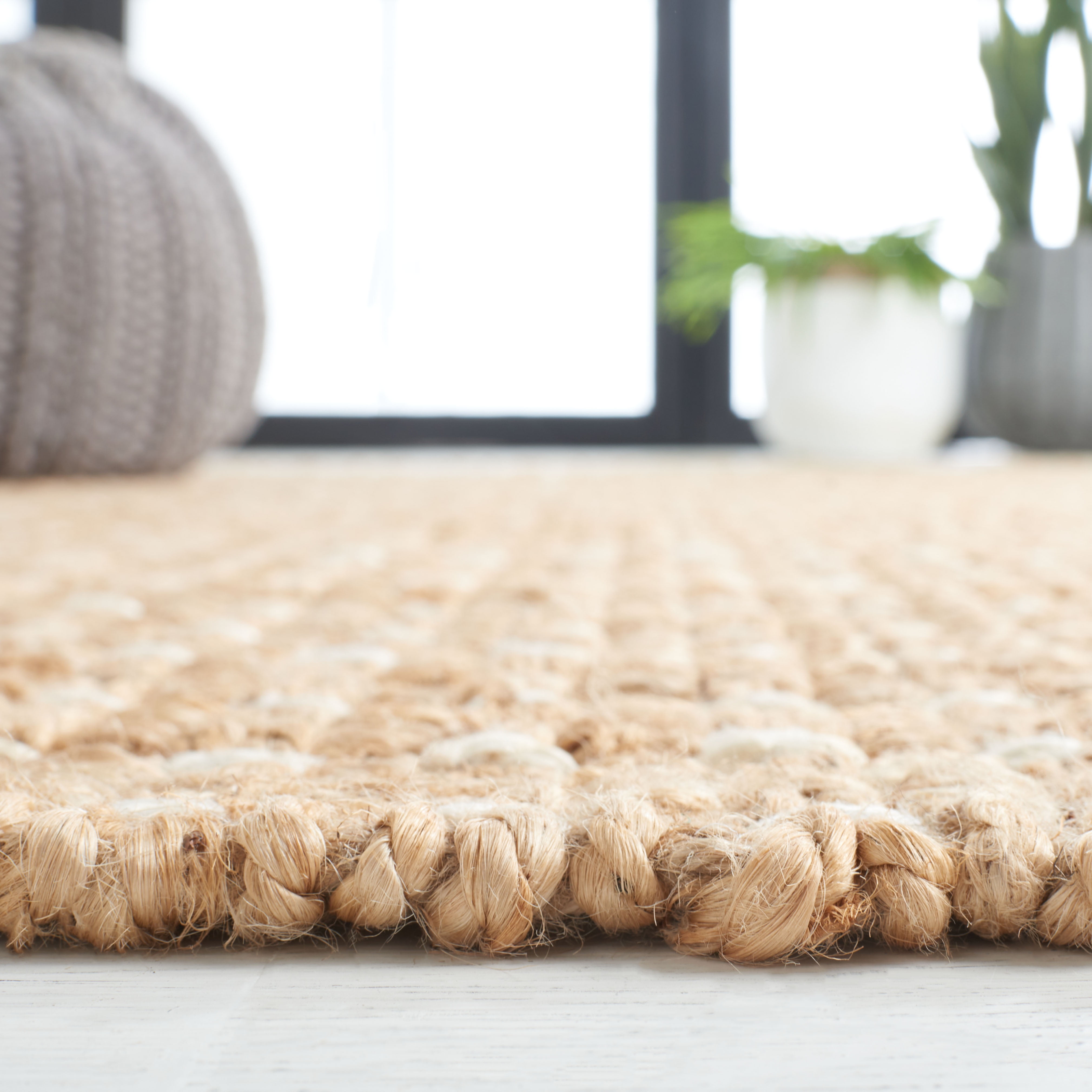 SAFAVIEH Natural Fiber Ilarion Solid Area Rug, Natural/Bleach, 4' x 6'