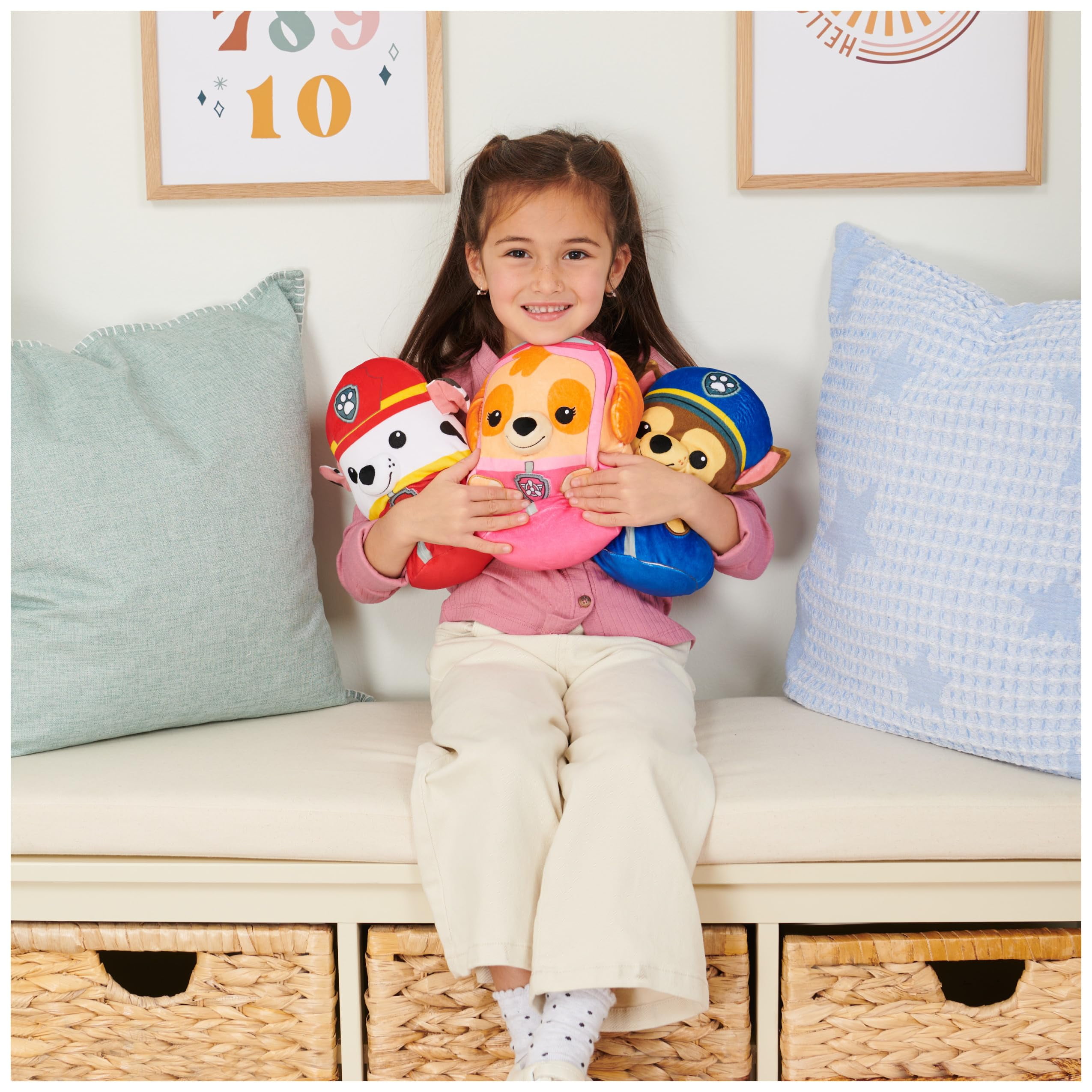 PAW Patrol Chase Squish Plush, Official Toy from The Hit Cartoon, Squishy Stuffed Animal for Ages 1 and Up, 8