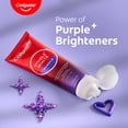 thumbnail image 4 of Pasta Dental Colgate Visible White Morada Paquete de 2 x 120 g, 4 of 9