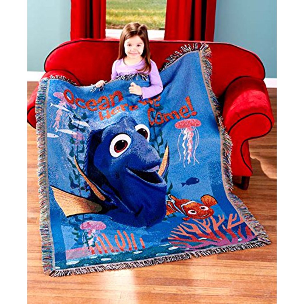 Kids Finding Dory Tapestry Throw Blanket with Nemo