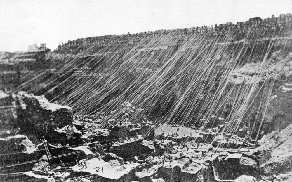Diamond Mining 1882 Nthe Kimberley Diamond Mine South Africa Criss