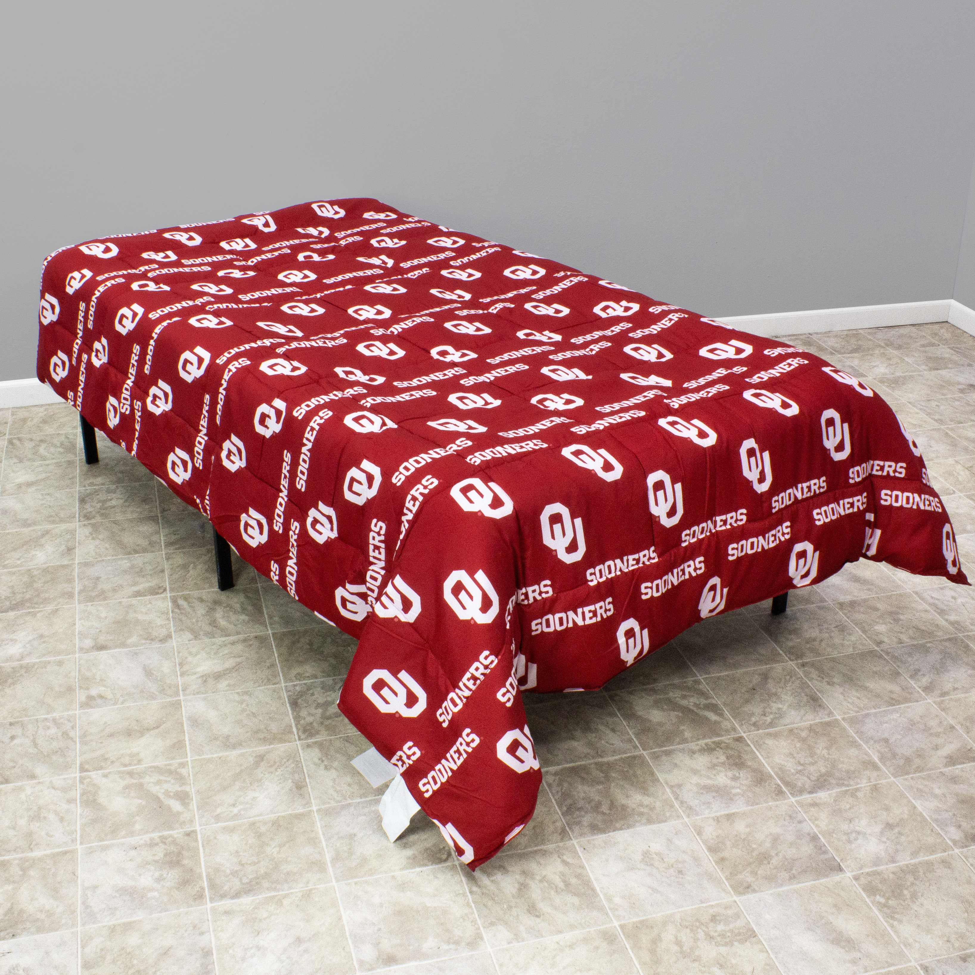College Covers Oklahoma Sooners Reversible Big Logo Soft and Colorful Comforter Queen