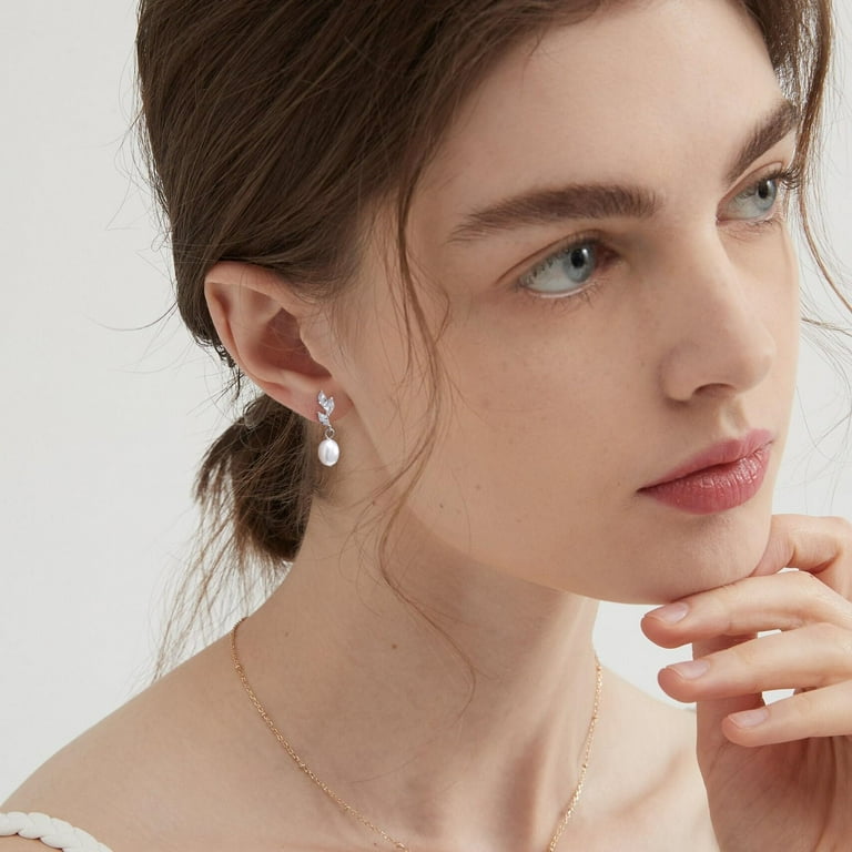 GOSFRY Pearl Earrings for Women Simple Dainty Zircon Pearl
