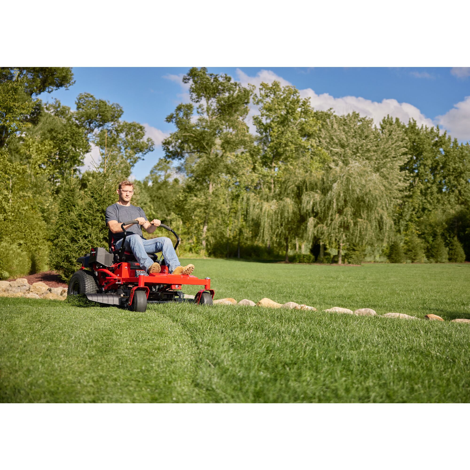 Troy Bilt Mustang Z46 Zero-Turn Lawn Mower, 17ARFACTA66