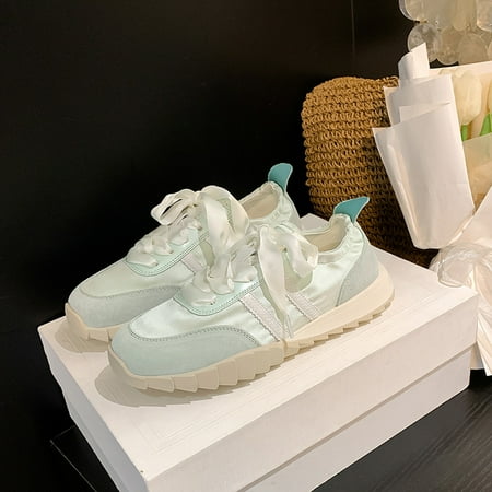 

芭蕾风德训鞋夏季透气复古小白鞋女2024新款夏天小个子内增高板鞋