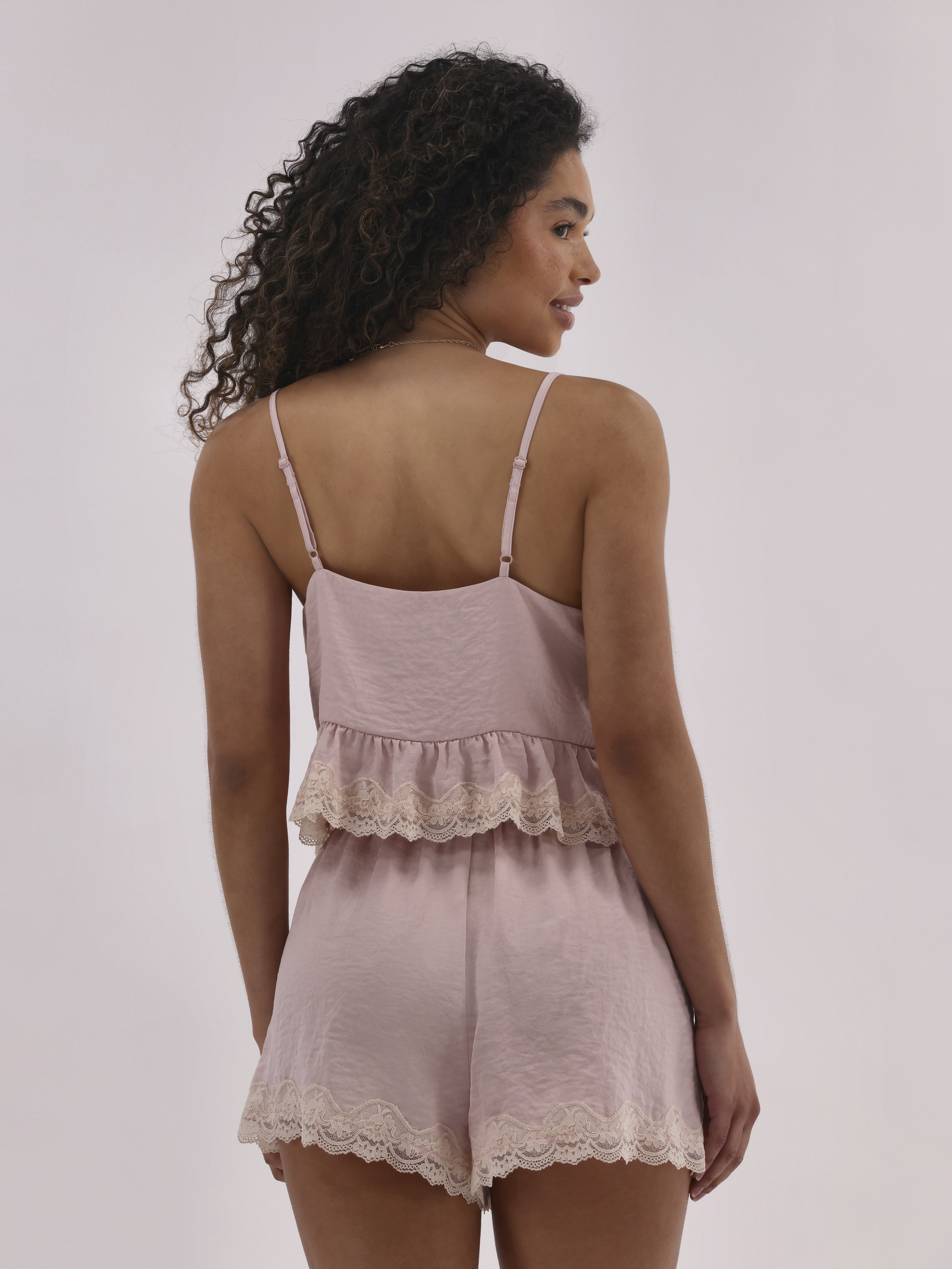 No Boundaries Satin Sleep Cami with Scallop Lace Trim, Women’s