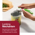 thumbnail image 2 of Abridor de latas Zyliss Lock N' Lift manual con imán verde de 7,5 cm, 2 of 7