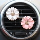 thumbnail image 5 of 3 uds. Pastillas aromáticas para salida de aire de coche, clip de aromaterapia para aire acondicionado de margaritas, clip decorativo para salida de aire, 5 of 5