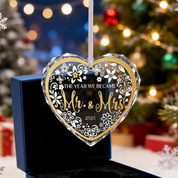 Christmas Wedding Gifts for Couples 2025, Mr and Mrs Gifts Ornament, Bridal Shower Gift for Daughter, Just Married Gift for Newlywed, Bride, Crystal Christmas Tree Decorations Ornament