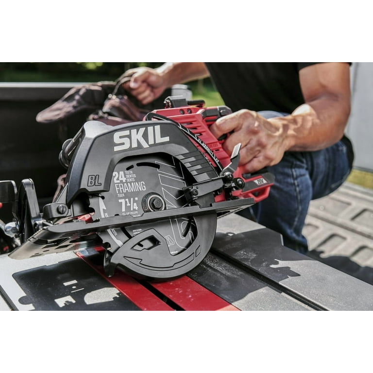 SKIL 2x20V Brushless 7-1/4'' Rear Handle Circular Saw Kit with PWR