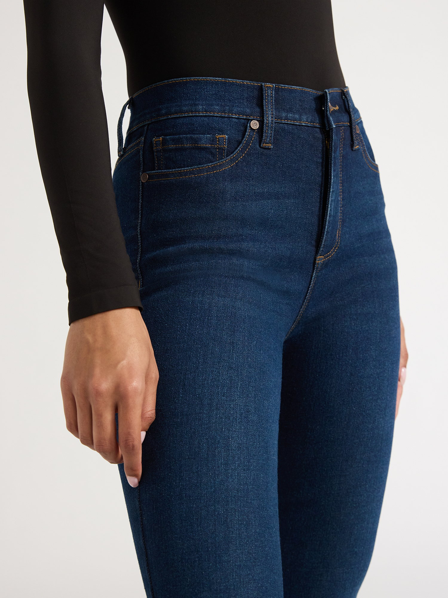 Sofia Vergara Women's Melisa Flare High-Rise Jeans photo 3
