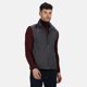 thumbnail image 2 of Regatta - Chaleco Flux Softshell Repelente al Agua y al Viento para Hombre (Gris Seal), 2 of 3