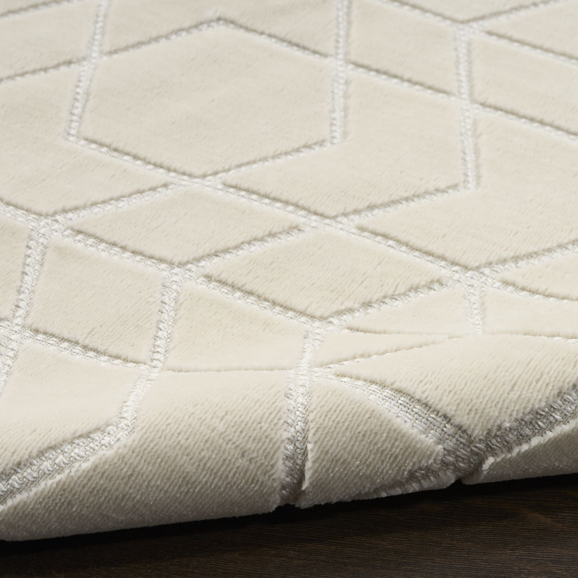 Nourison Washable Charm 2' x 3' Ivory Modern Indoor Rug