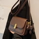 thumbnail image 3 of Bolso cuadrado pequeño popular Bolso cruzado de moda que combina con todo Bolso pequeño Bolso de hombro texturizado de moda para mujer, 3 of 6