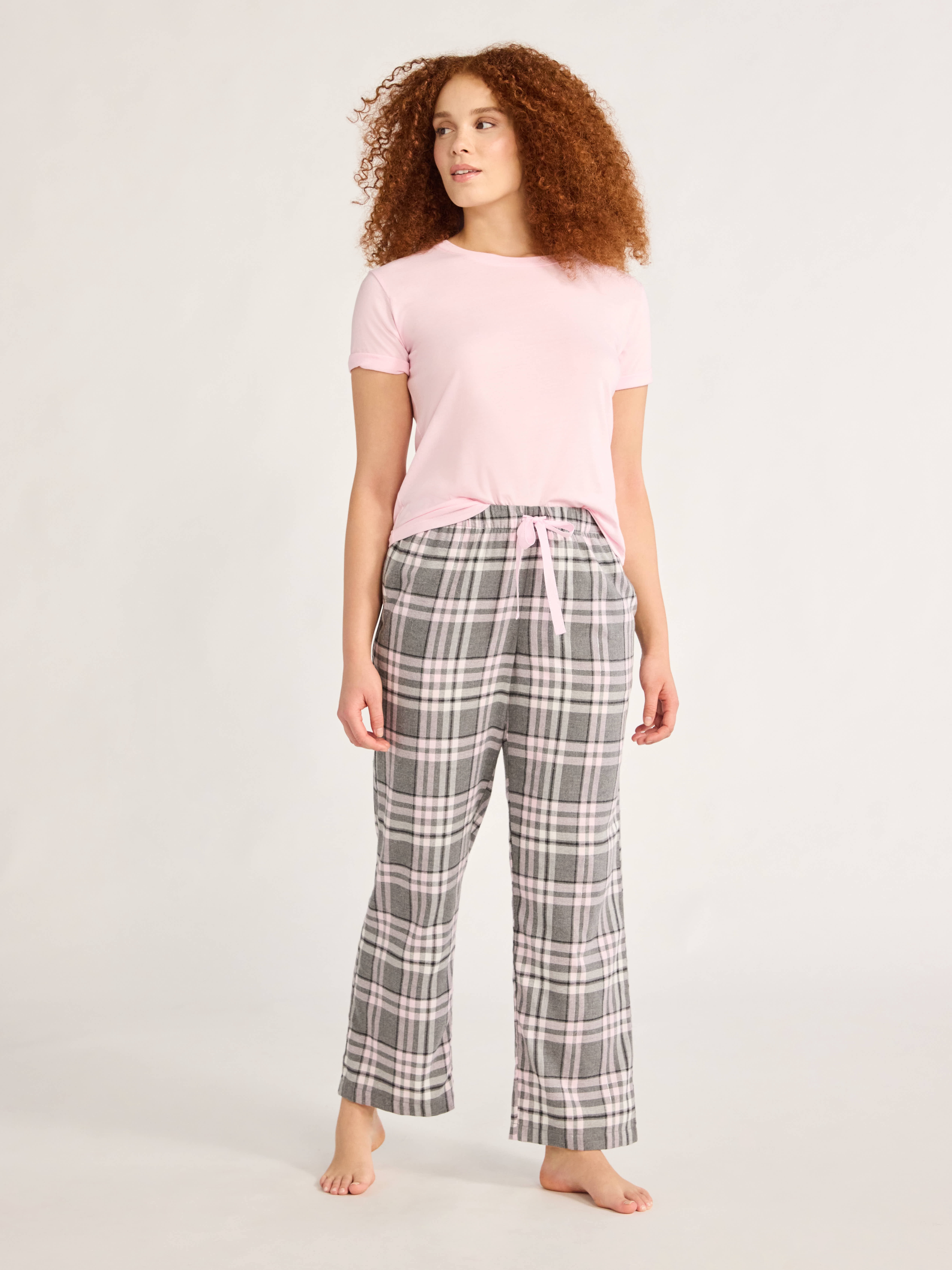 Joyspun Women's Flannel Sleep Pants, 30” Inseam, Sizes XS-3X