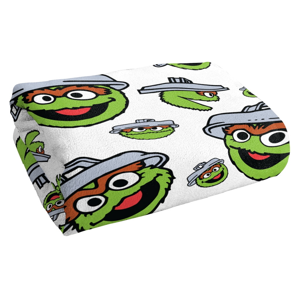Sesame Street Oscar Face Pattern Officially Licensed Beach Towel 30' X 60'