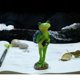 thumbnail image 3 of Estatuilla creativa sanía Ranas de escritorio Escultura Estatua viaje Gloria Figuras de rana, 3 of 5