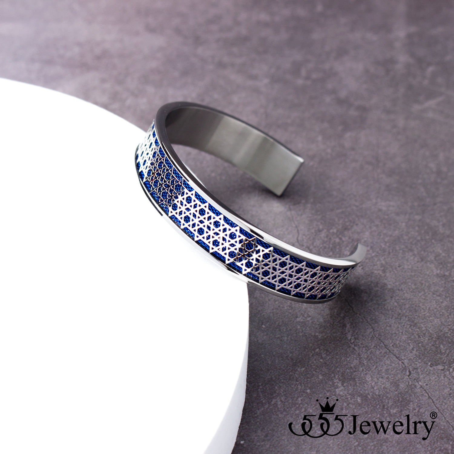 555Jewelry Stainless Steel Cuff Bangle Star of David Bracelet for Men and Boys, Silver/Blue