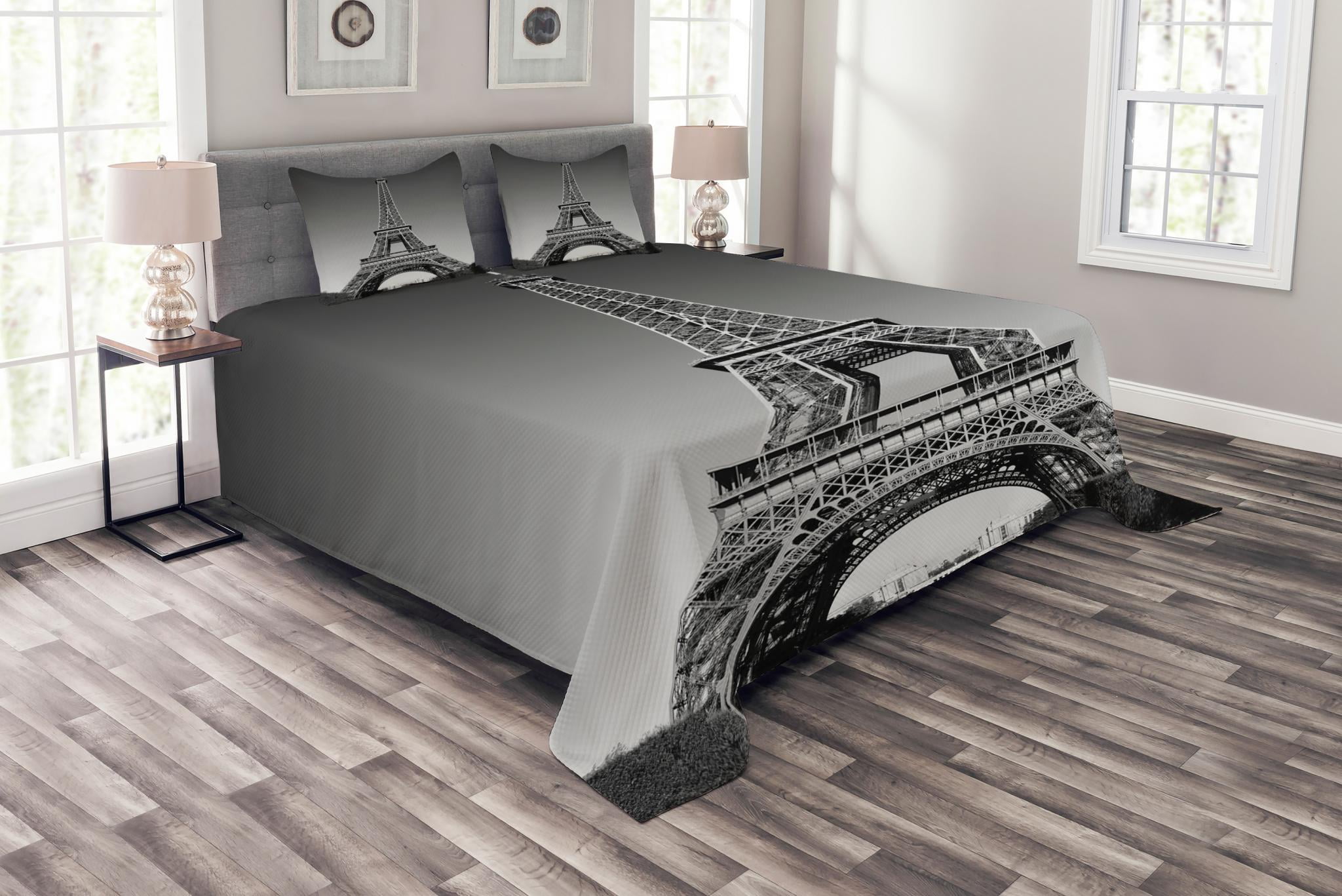 Eiffel Tower Bedspread Set King Size, Paris Landmark Monochrome Picture