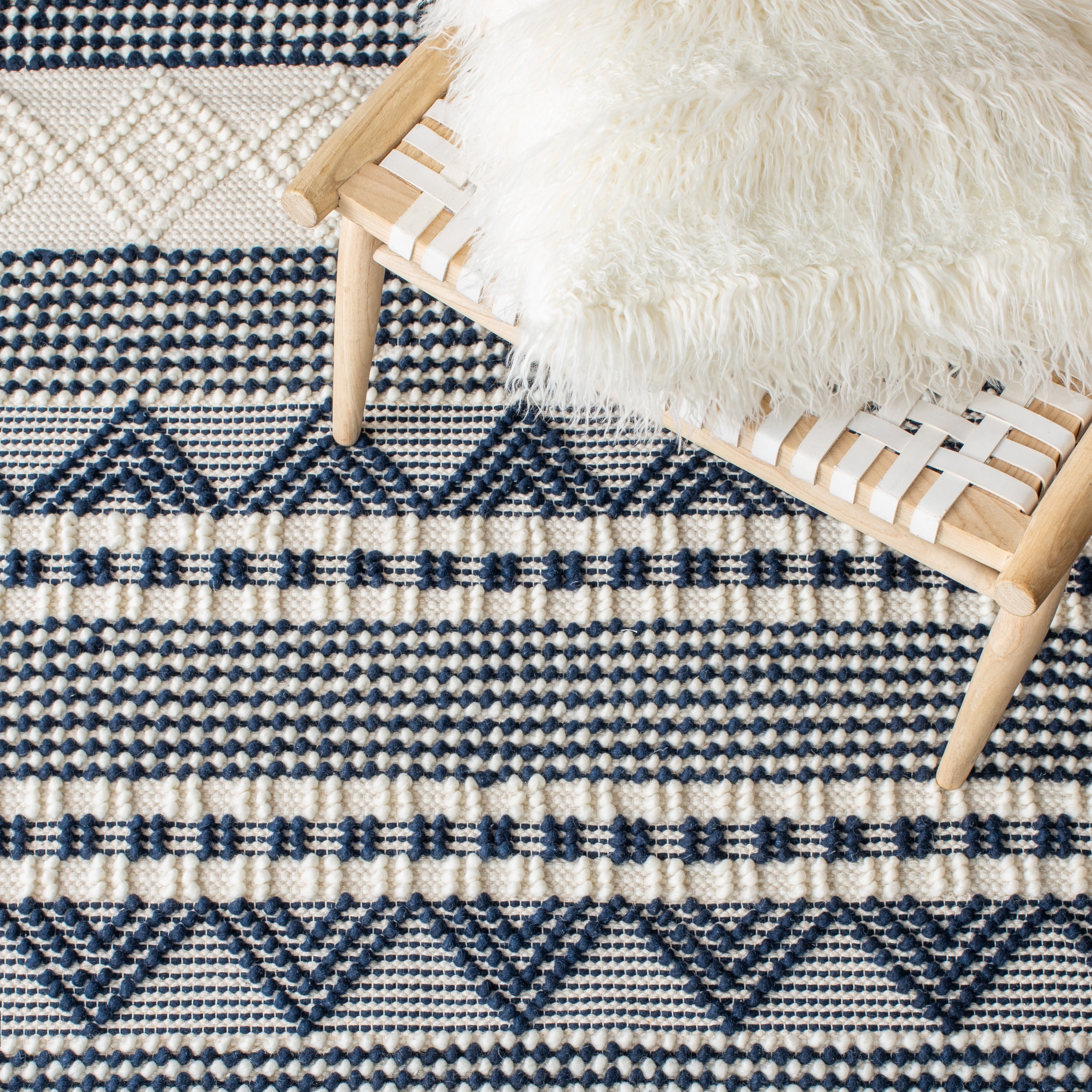 SAFAVIEH Natura Carly Geometric Area Rug, Navy/Ivory, 8' x 10'