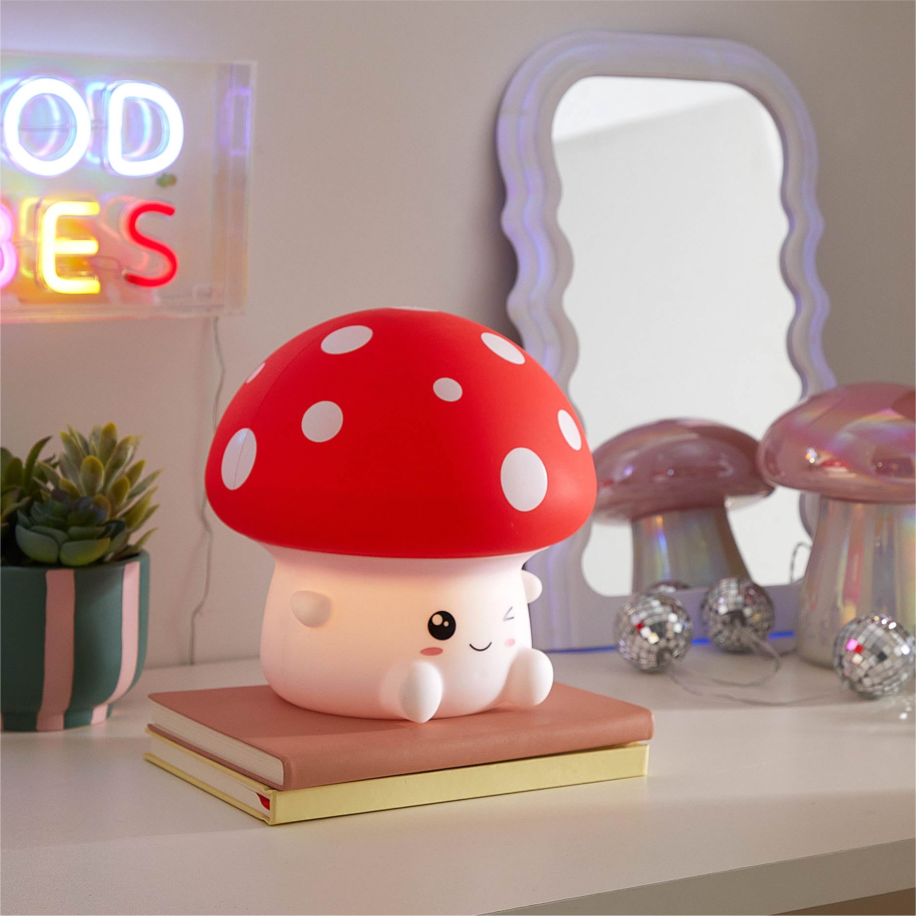 Urban Shop Mushroom Jumbo Squishy Mood Light