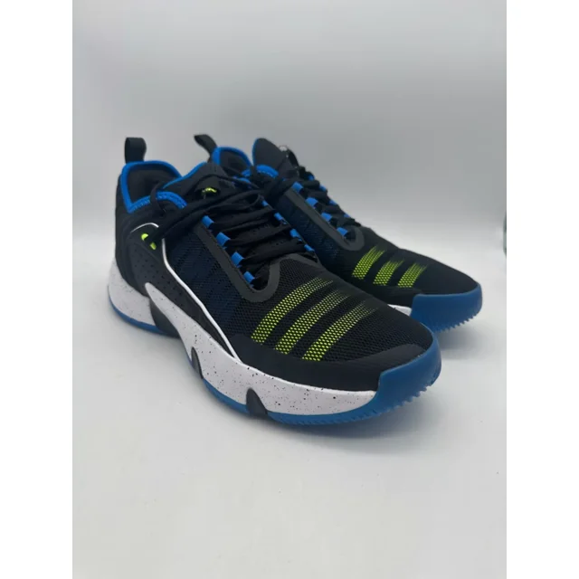 BRAND NEW Adi - das Trae Unlimited Men's Basketball Shoes Black IE0078 Size 10.5