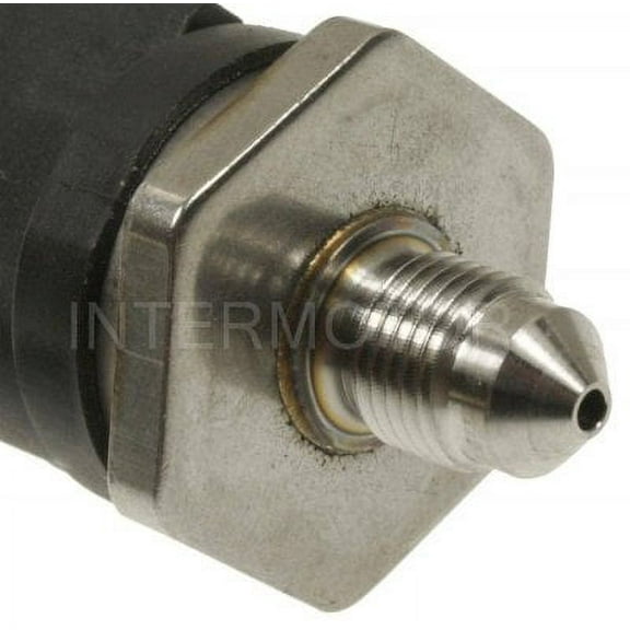 Standard Motor Products FPS27 Fuel Pressure Sensor