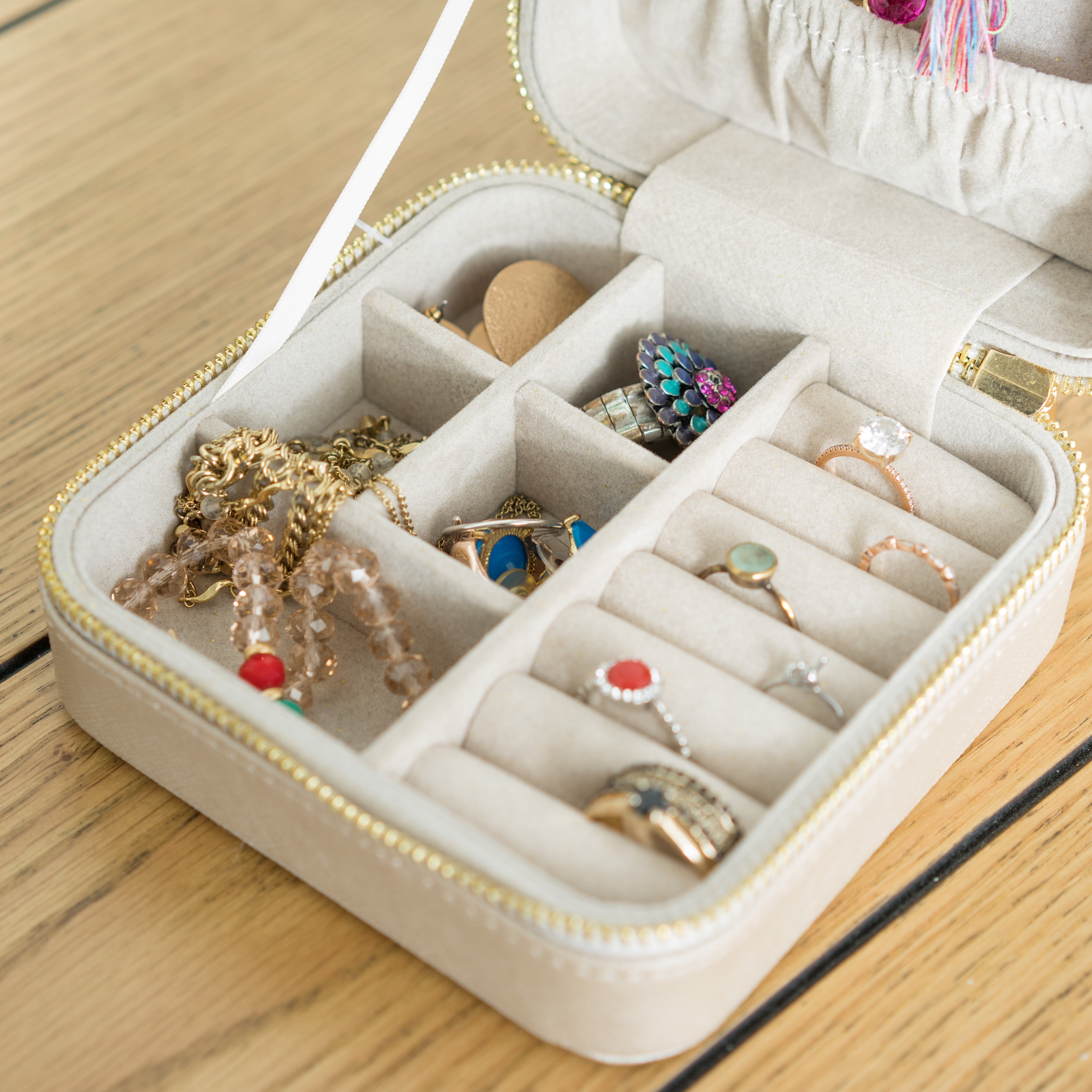 Hives and Honey Silver Metallic Jewelry Travel Case