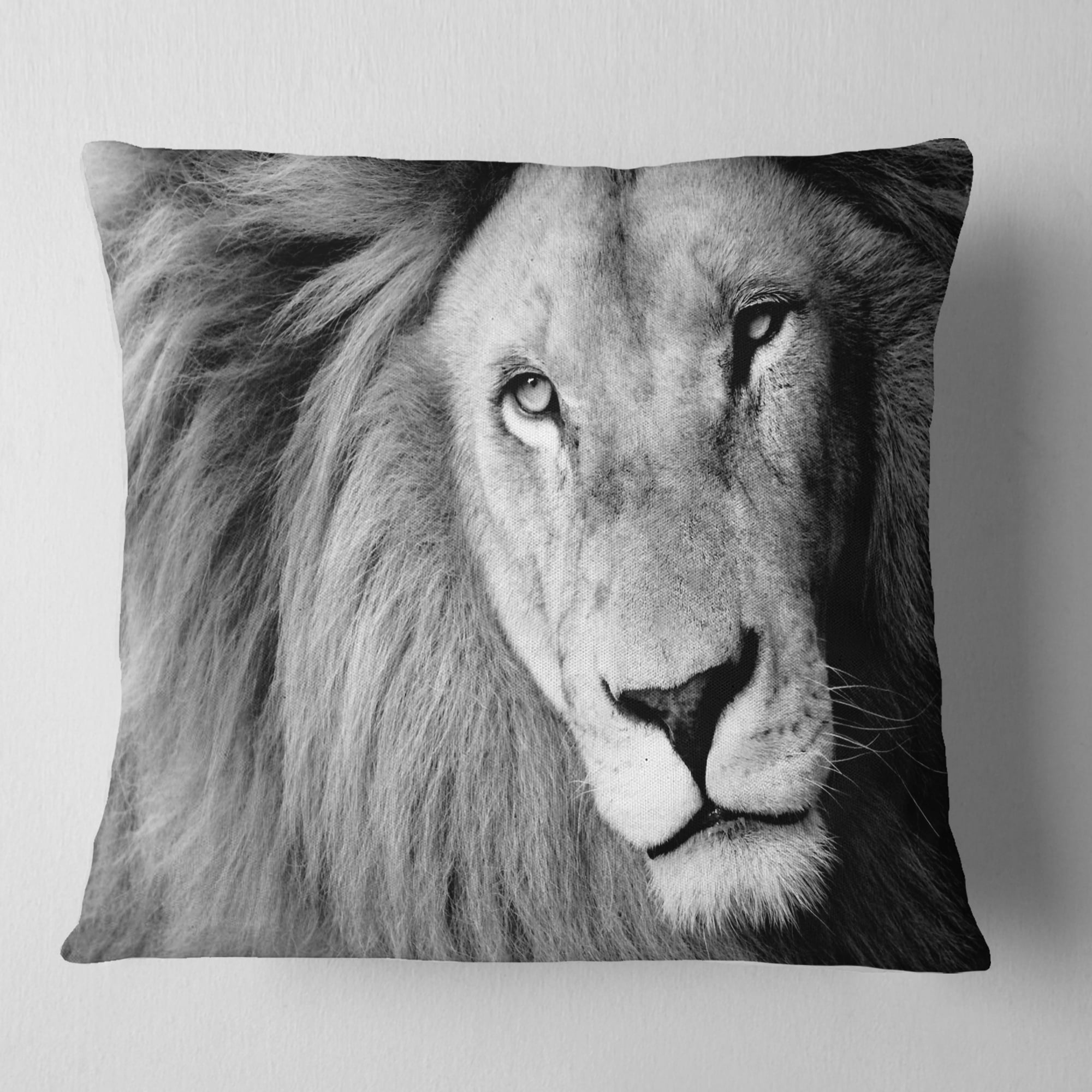 Designart Lion Head in Grey - Animal Throw Pillow - 18x18
