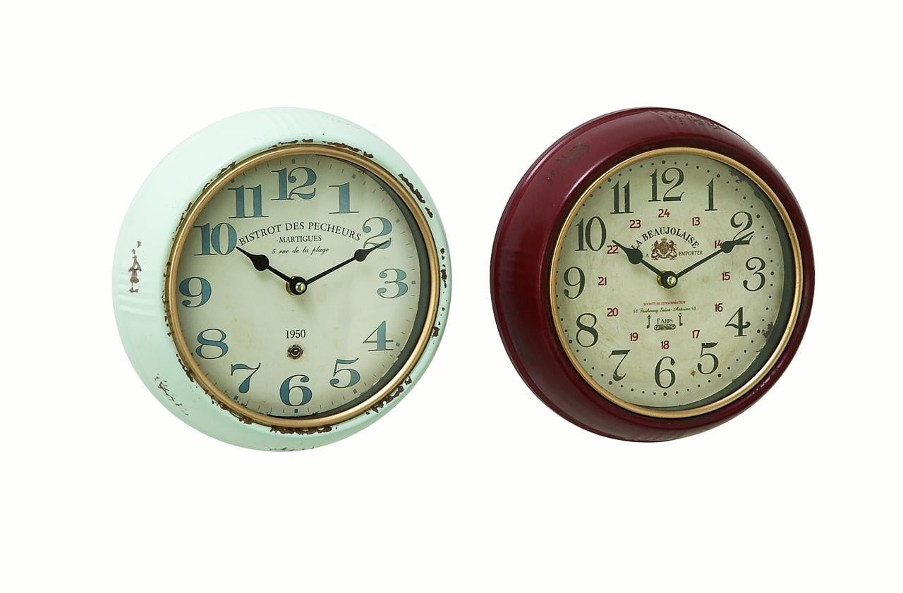 Decmode Modern 10 Inch Round Vintage Iron Wall Clocks Set of 2