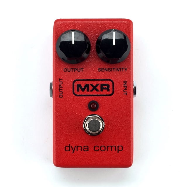 pedal para guitarra dyna compresor rojo MXR, vista cenital frontal de pedal compacto con interruptor metálico y texto dyna comp en la carcasa; jacks laterales visibles, acabado texturizado rojo; diseñado para igualar la señal al amplificador y ofrecer mayor sostenido.