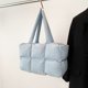 thumbnail image 4 of Bolso Nube para Mujer Mano Suave Acolchado Color Sólido Informal, 4 of 9